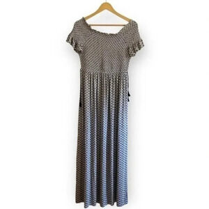 NWT GAP Maternity Smocked  Off the Shoulder Maxi Dress